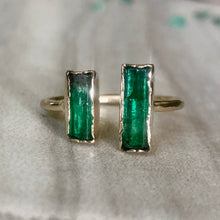Load image into Gallery viewer, The Bec Emerald sister ring