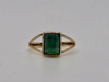 Load image into Gallery viewer, Pine slice ring