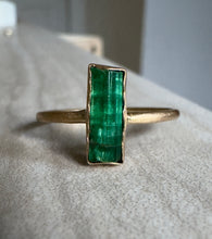 Load image into Gallery viewer, The Bec Emerald ring