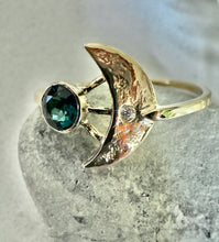 Load image into Gallery viewer, Delphine lunar ring