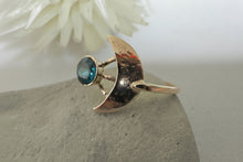 Load image into Gallery viewer, Delphine lunar ring