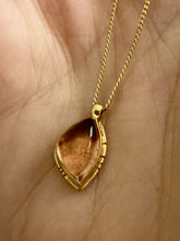 Load image into Gallery viewer, Golden Jubalee necklace