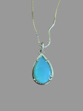 Load image into Gallery viewer, Bermuda gold necklace