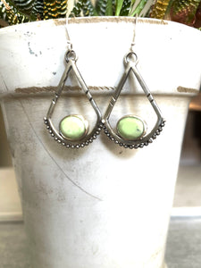 Green apple perch earrings