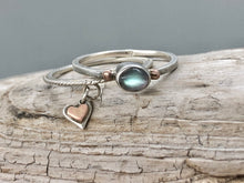 Load image into Gallery viewer, Moonstone &amp; cherry ring