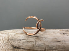 Load image into Gallery viewer, Rose gold cocktail ring