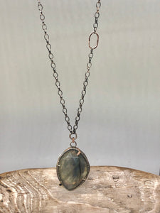 Labradorite pink claw necklace